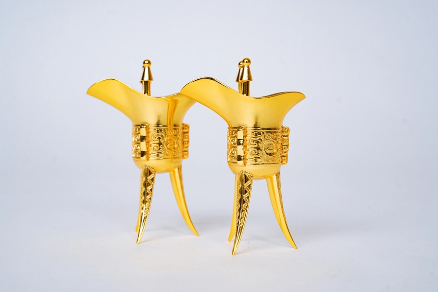 Ly uống rượu cung đình 